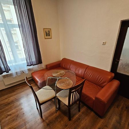 Apartments Zizkov 2C Prague Exterior photo